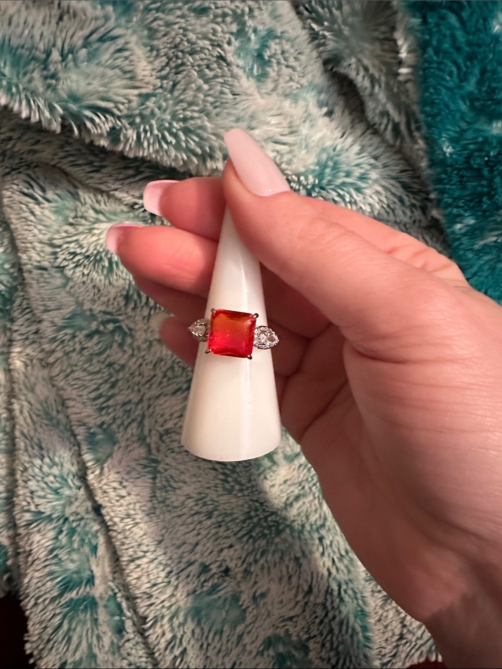 Bomb Party size 7 ring